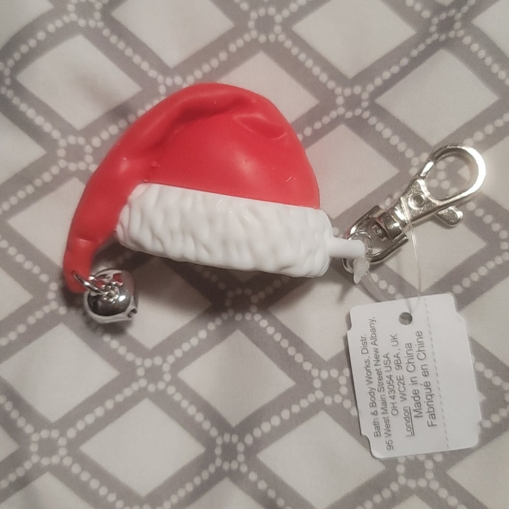 Bath and Body Works Santa hat Pocket Bac